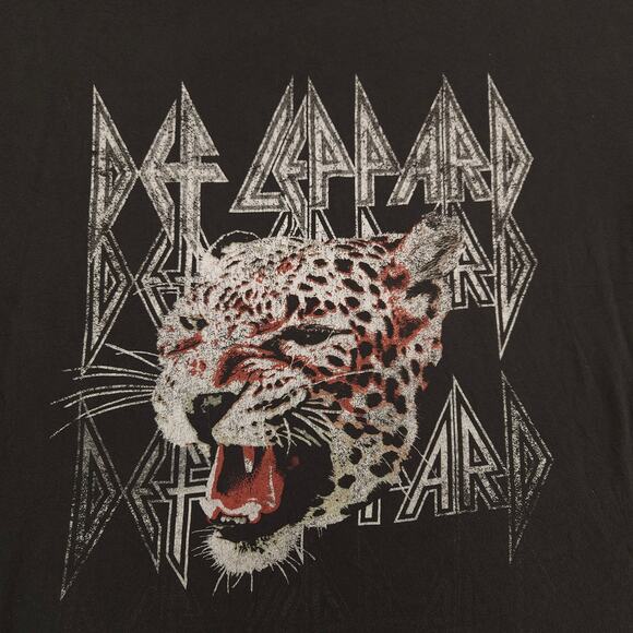 Def Leppard Band Graphic Short Sleeve Crew Neck Shirt Womens Size 2XL Black - Picture 4 of 9